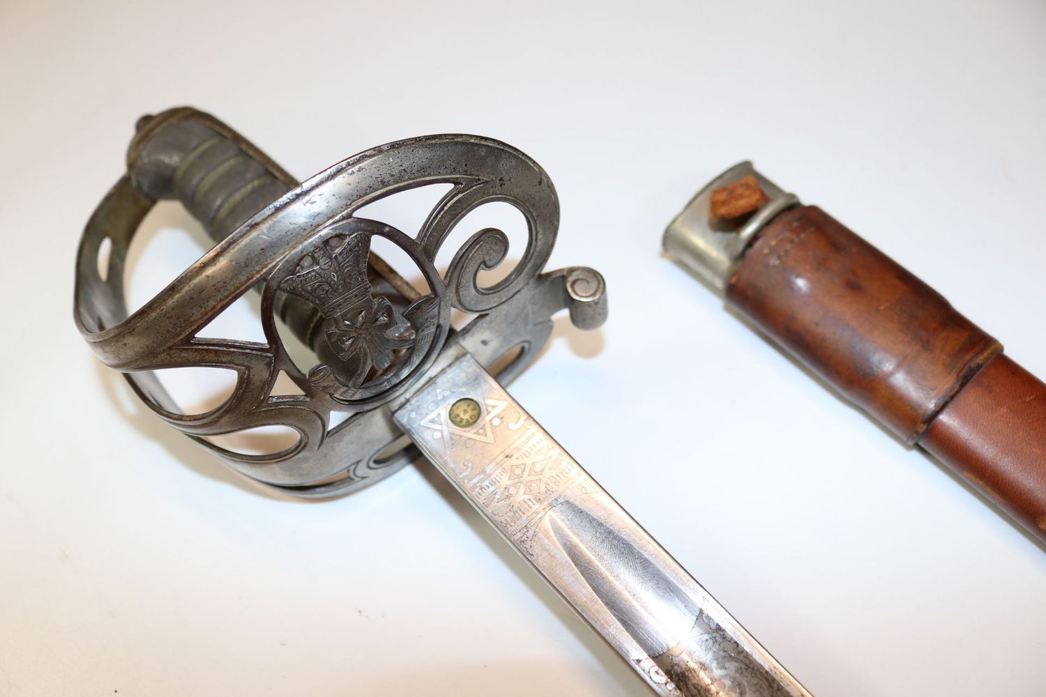 Late-Victorian Rifles Officer's Sword by Samuel and Pillin