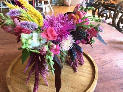 August Bouquet Subscription - Premium