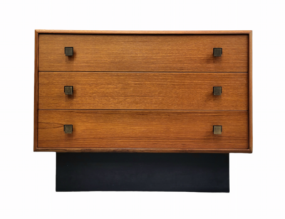 Mid Century Teak Chest of Drawer / Dresser