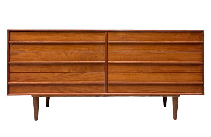 Mid Century Teak Dresser with Six Drawers