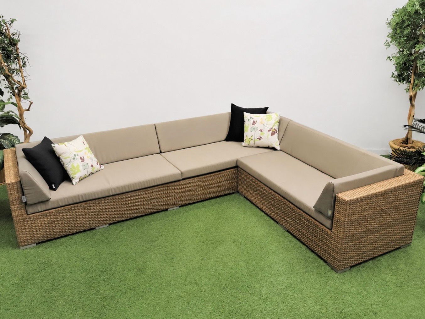 114" x 89" L Shape Aluminum Frame with Tan Wicker Outdoor Sectional Couch