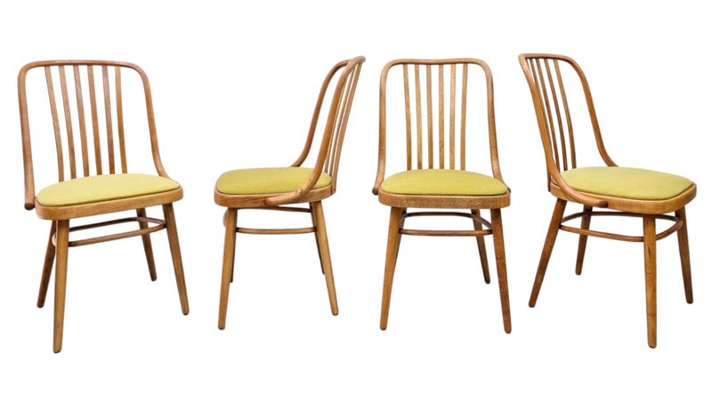 Set of 4 Mid Century Ligna Drevounia Bentwood Chairs