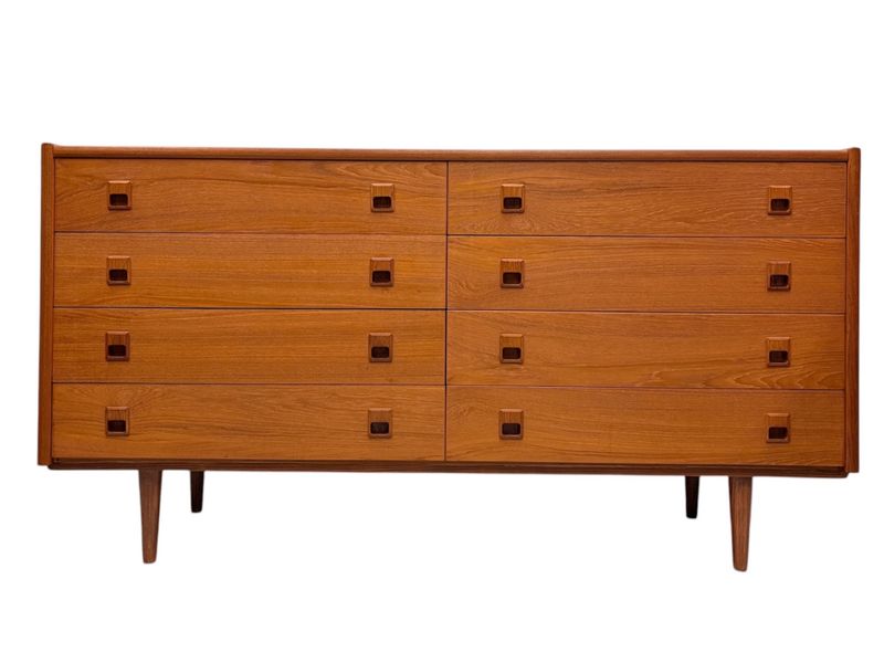 Vintage Teak Eight Drawer Dresser by Mobican