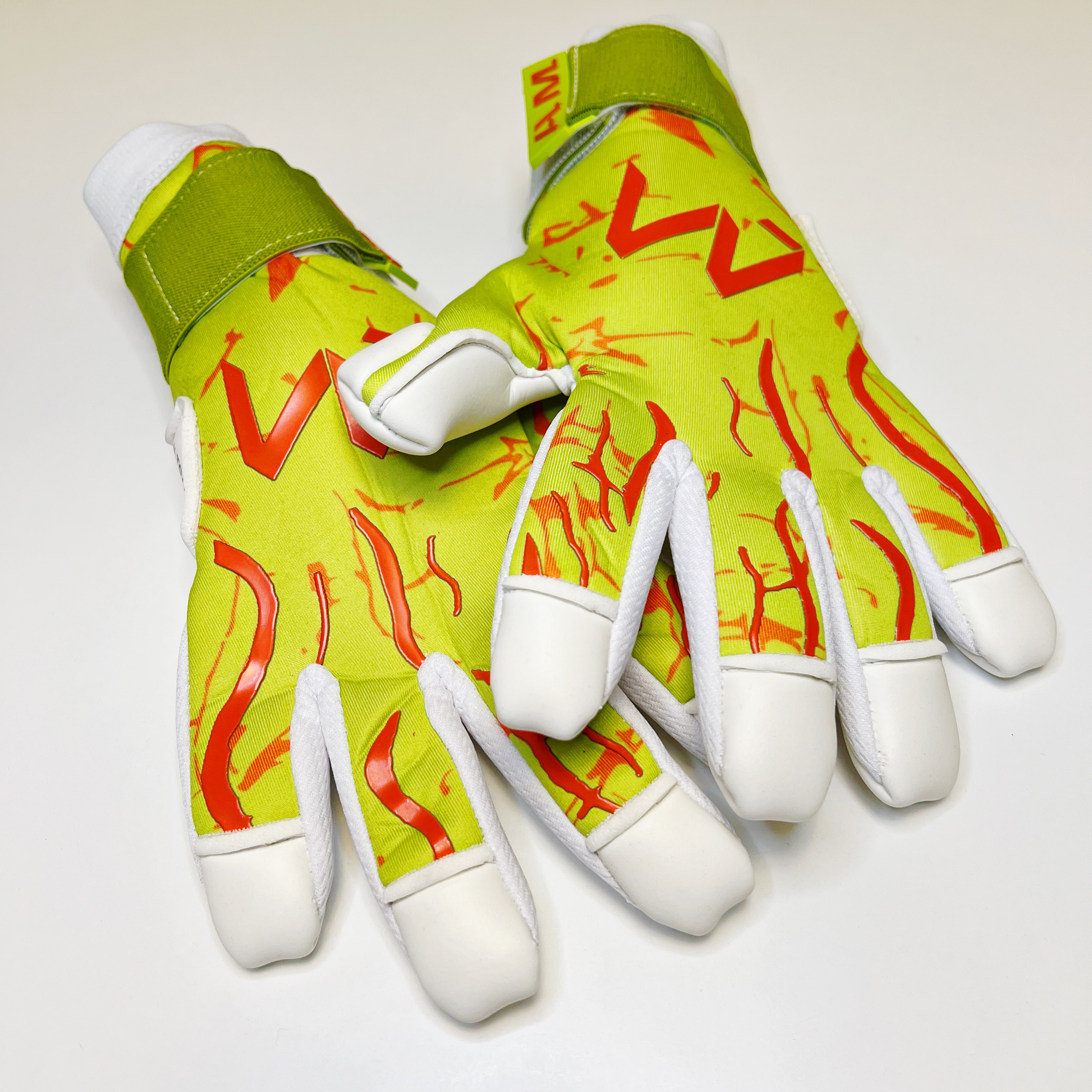 Under armour best sale emoji gloves