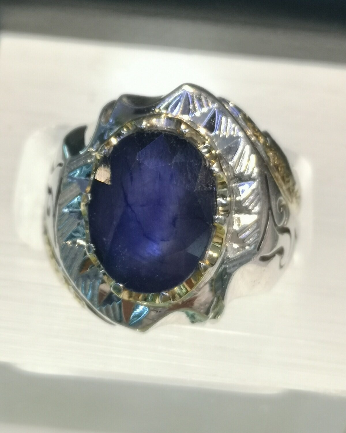 blue sapphire 