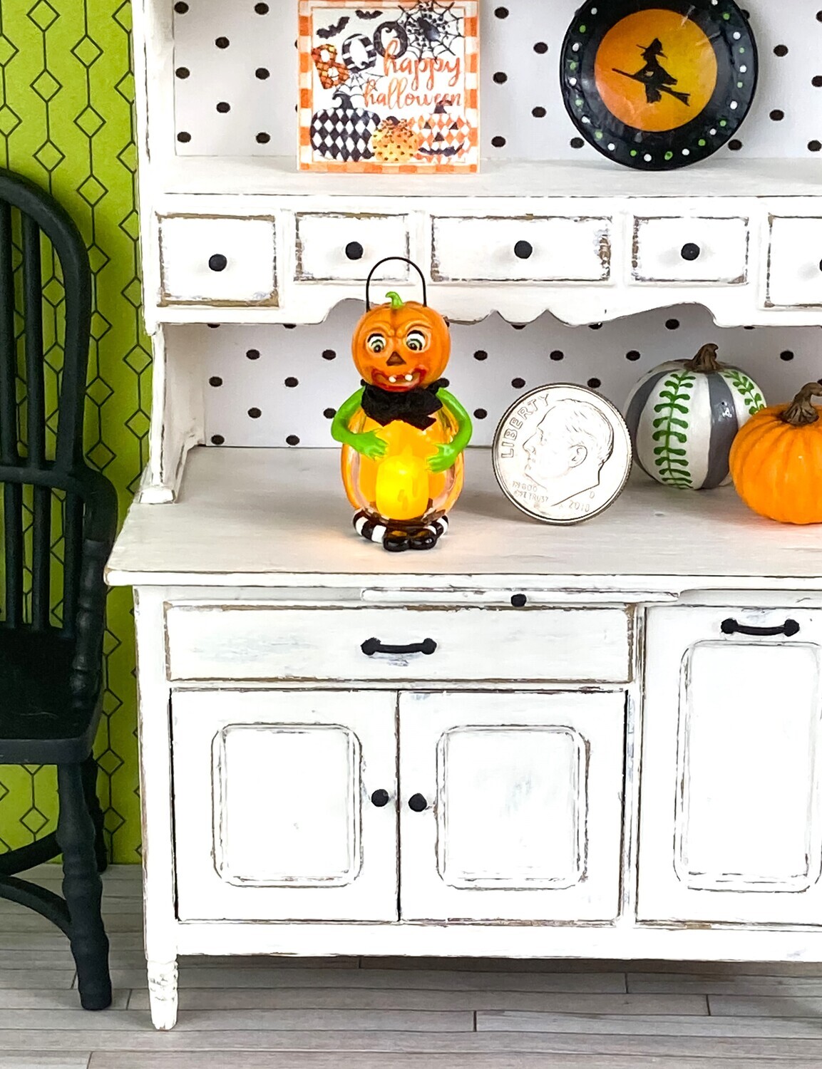 Illuminated Jack-O-Lantern Lantern