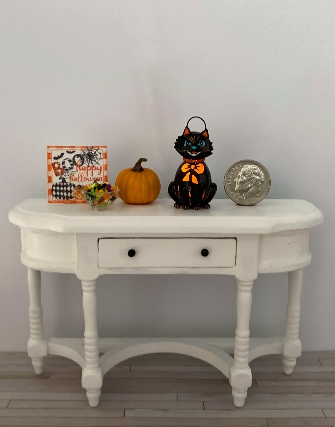 Illuminated Halloween Cat Lantern