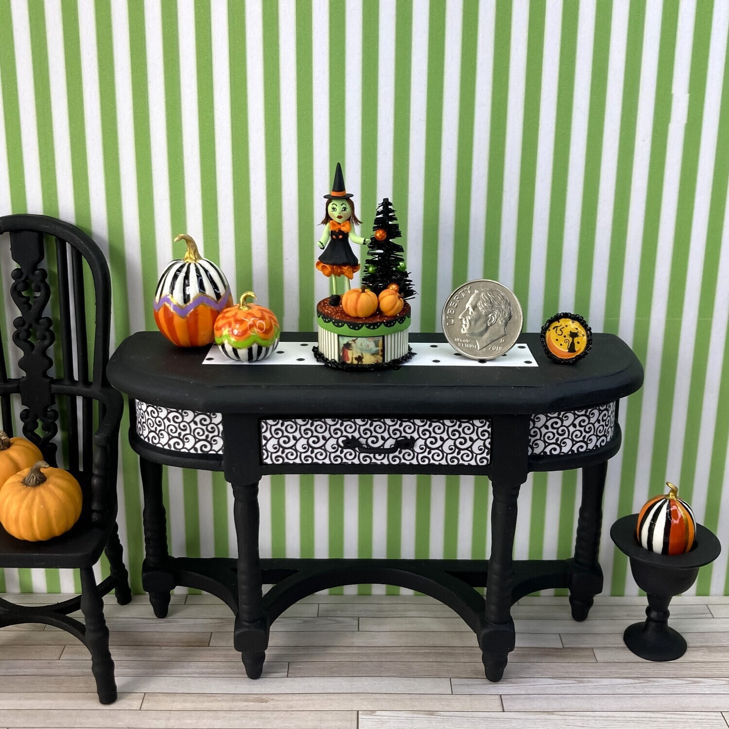 1:12 Scale Halloween Witch Box