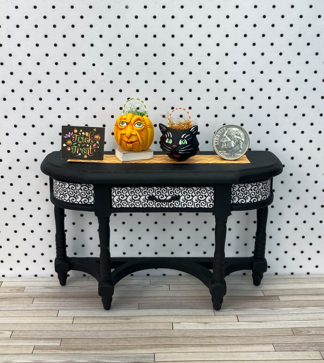 1:12 Scale Halloween Cat Bucket