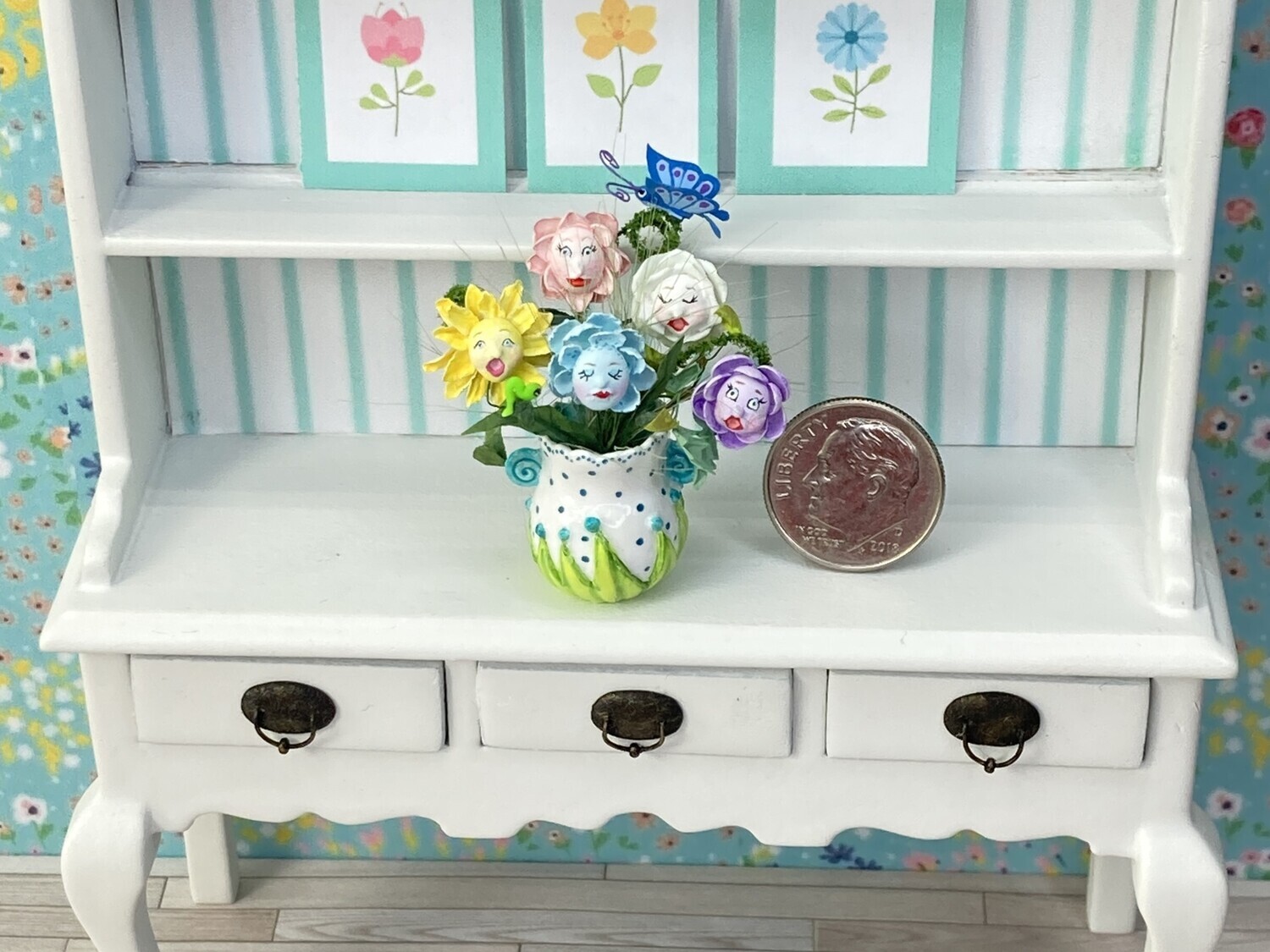 1:12 Scale Talking Flowers Arrangement