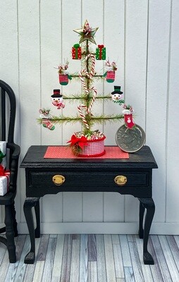 1:12 Scale Christmas Folk Art Feather Style Tree