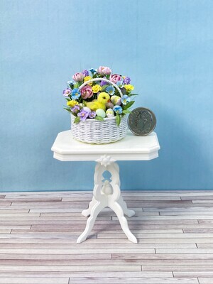 ​This 1:12 Scale Duckling Easter Basket