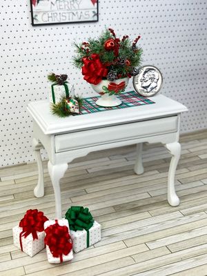 1:12 Scale Christmas Arrangement