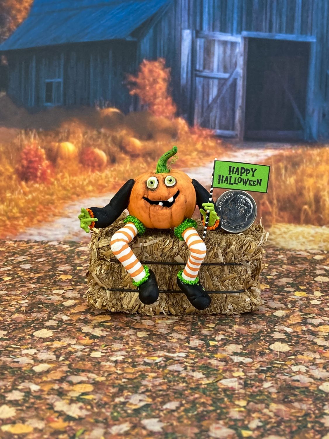 ​1:12 Scale Halloween Mr. Pumpkin Shelf Sitter