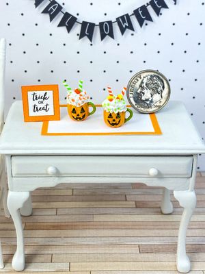 1:12 Scale Miniature Halloween Jack-O-Lantern Mugs