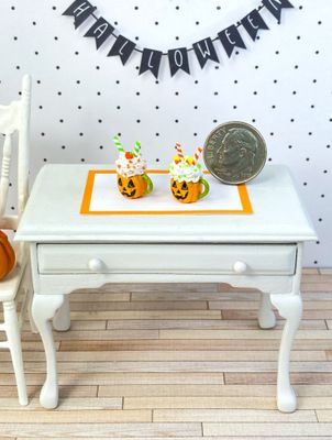 1:12 Scale Miniature Halloween Jack-O-Lantern Mugs