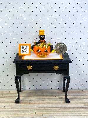 1:12 Scale Spider Halloween Candy Filled Bowl