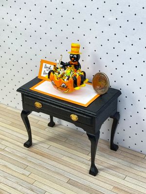 1:12 Scale Spider Halloween Candy Filled Bowl