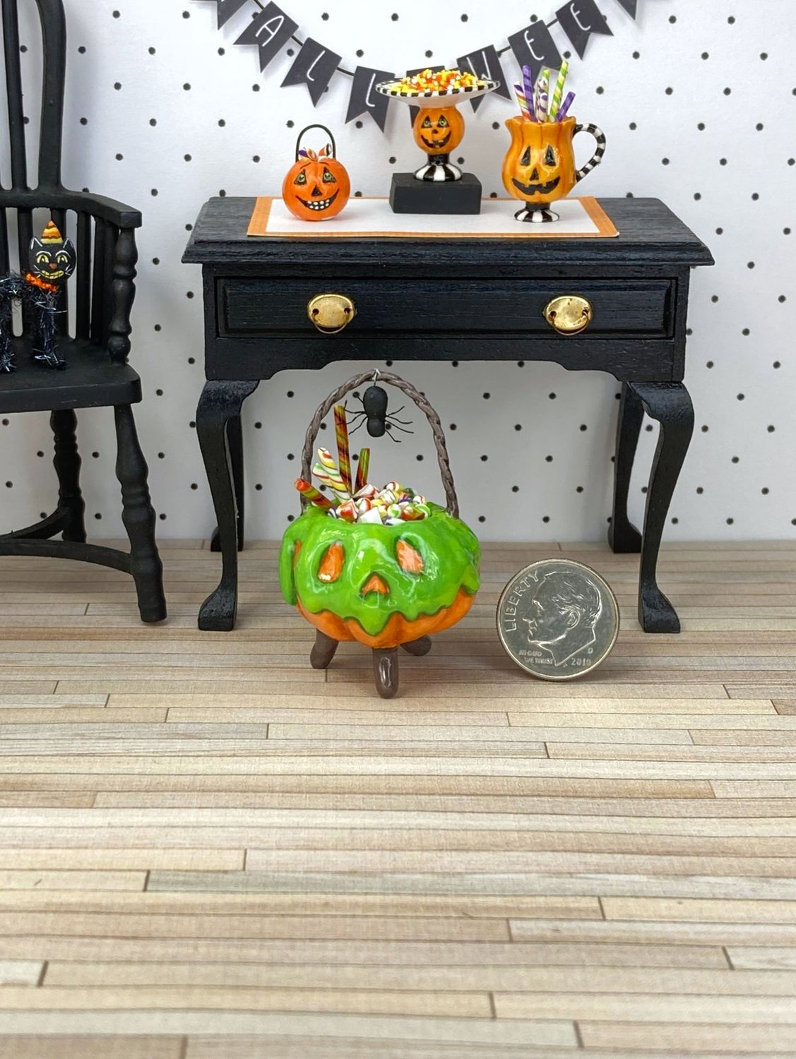 1:12 Scale Slime Jack-O-Lantern Halloween Candy Filled Bucket