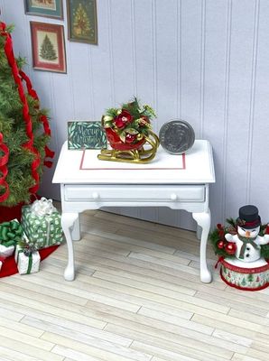 1:12 Scale Miniature Christmas Sleigh Floral Centerpiece Arrangement