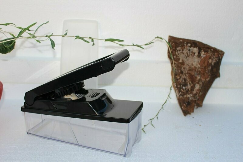 TAGLIA/TRITA VERDURE  NERO MASTRAD