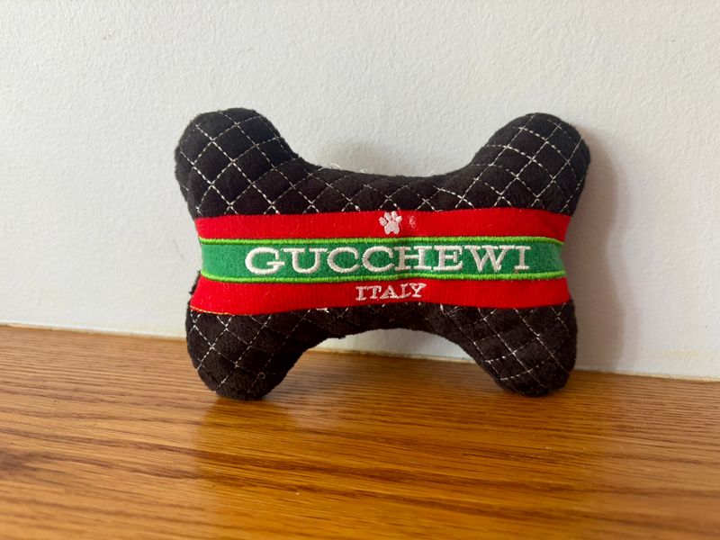 Gucchewi Bone
