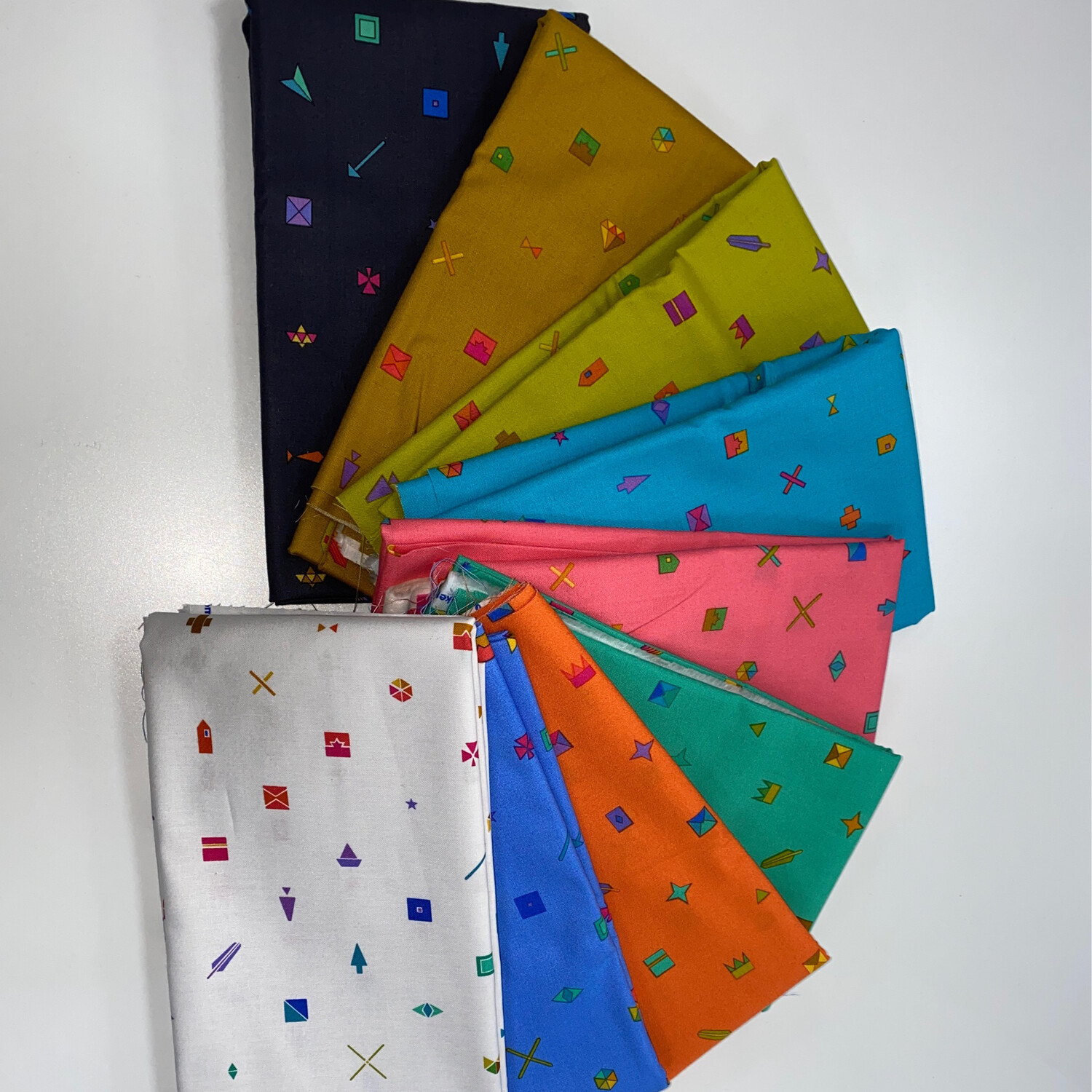 Trinket Alison Glass Fat Quarter Bundle - Pod01