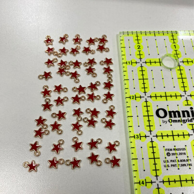 90 Red & White Christmas Star Charms