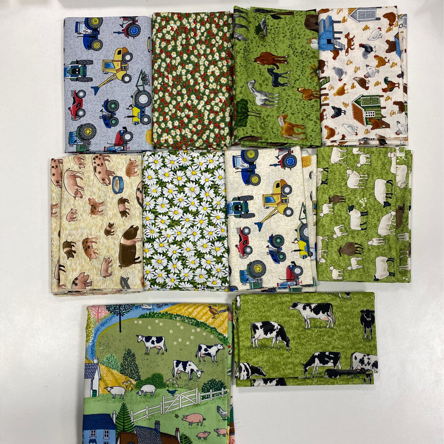 Makower - UK Village Life Farm Bundle - FQs Bundle - 9 Co-ordinating Fabrics And 60cm Of Main Fabric - Pod11