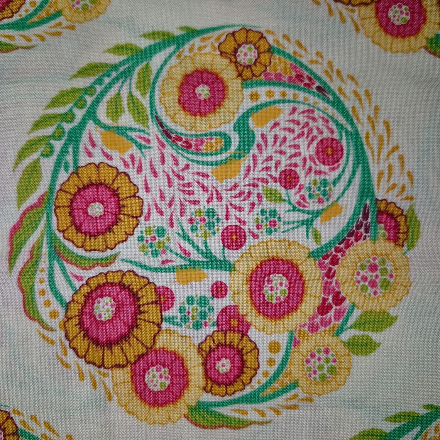 Tula Pink - Out Of Print - Parisville - Topiary - Cream & Orange - PWTP003 - Fat Quarter - Fab44