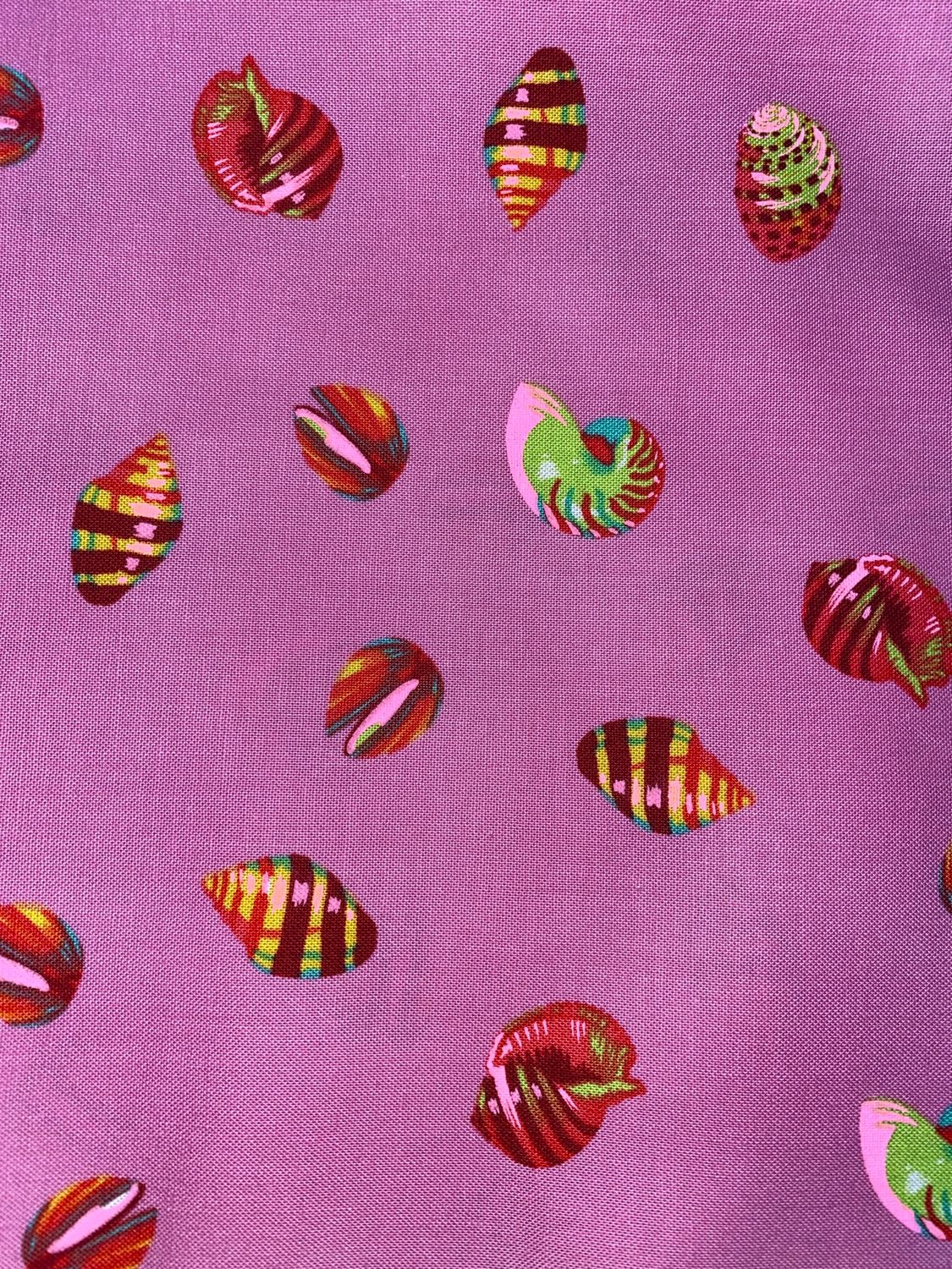 Tula Pink - Out Of Print - Zuma - Sea Shells - Pink - PWTP121 - Fat Quarter - Fab61