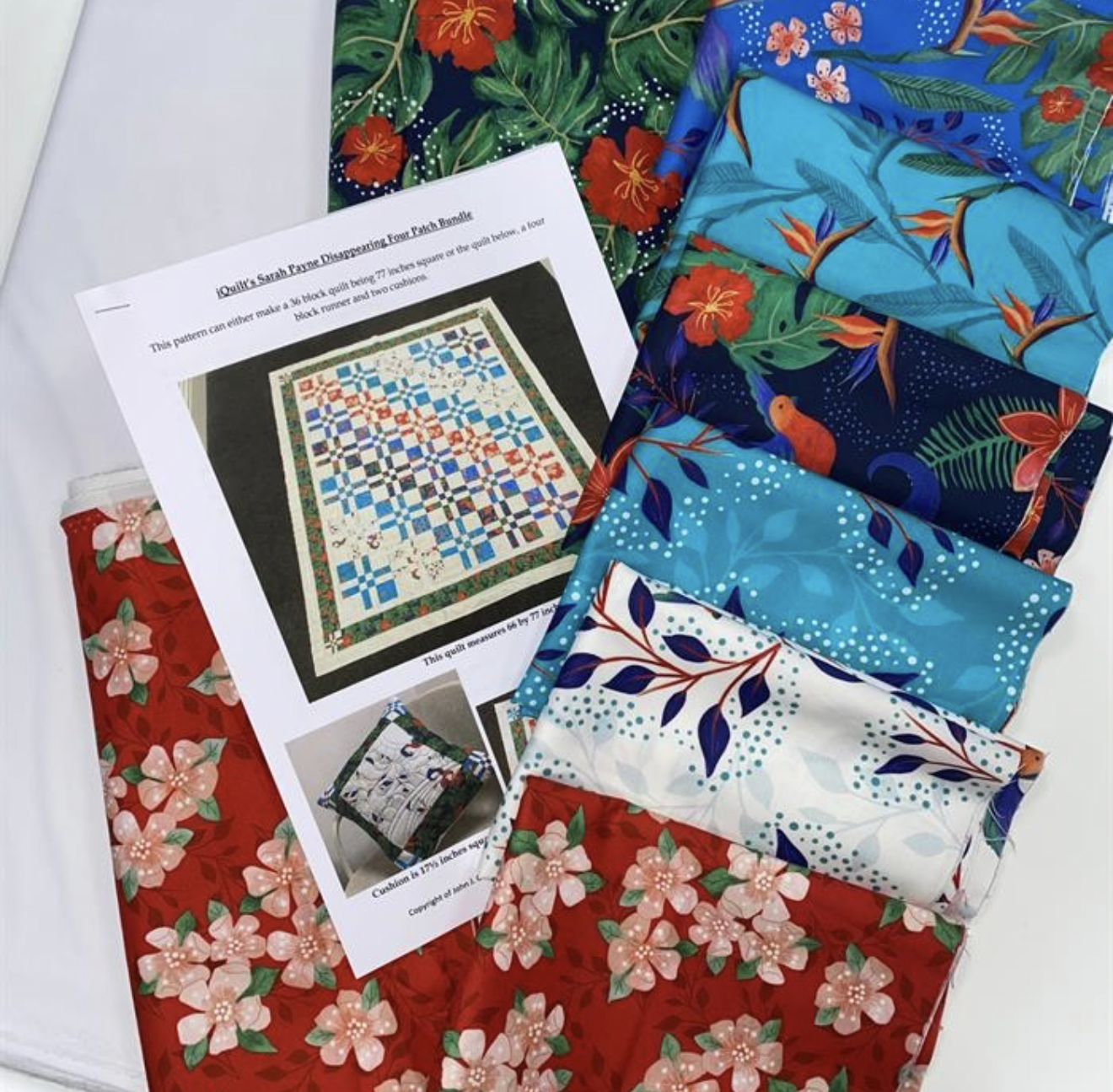 iQuilt Birds of Paradise Four Patch Quilt, Table Runner & Cushion Kit