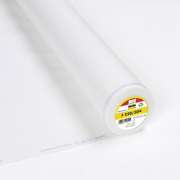 Vlieseline - F220/304 - White - Medium Weight Iron-On Interfacing - By 50cms - UC04.1 Vlieseline - F220/304 - White - Medium Weight Iron-On Interfacing - By 50cms - UC04.1
