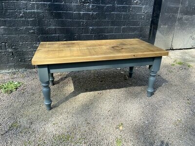 Rustic farmhouse coffee table painted legs