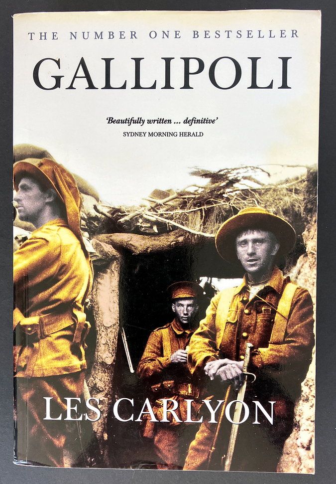 Gallipoli by Les Carlyon [Paperback]