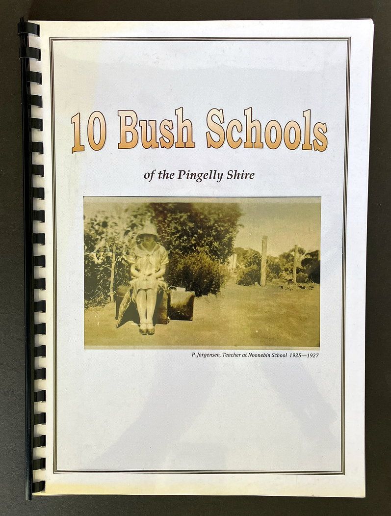 10 [Ten] Bush Schools of the Pingelly Shire by Merv Beard, Helen Price and Jo Shoobert