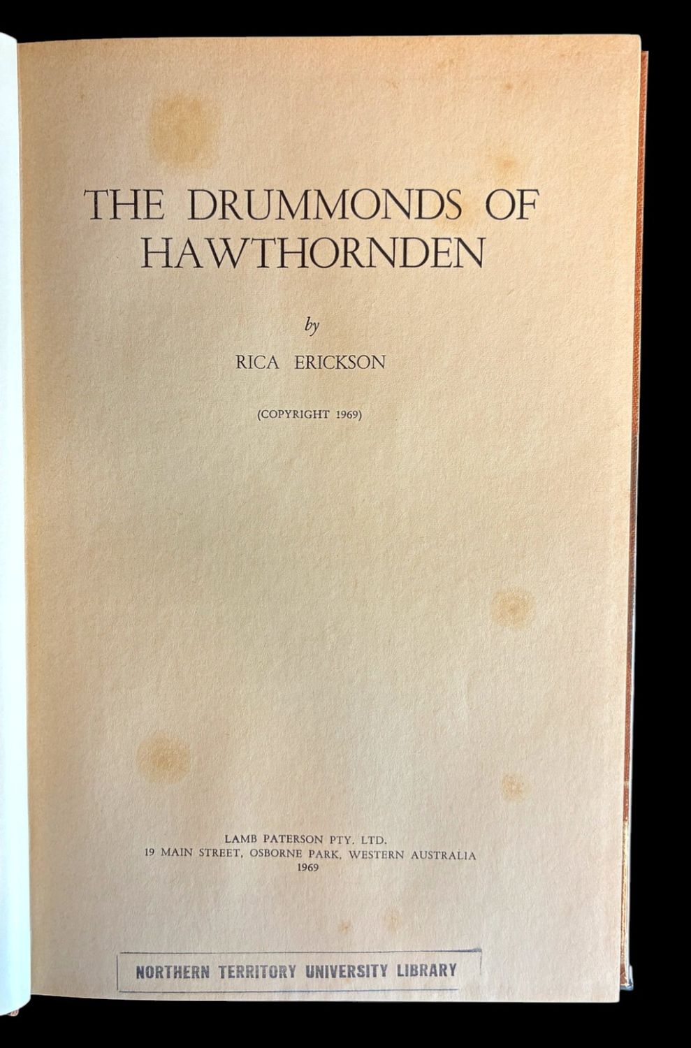The Drummonds of Hawthornden by Rica Erickson