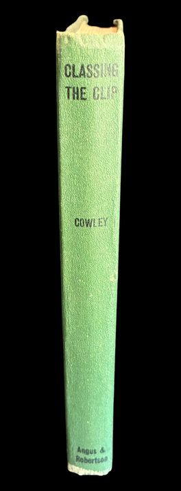 Classing the Clip: A Handbook on Wool-Classing by Clarence Edward Cowley