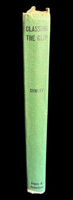Classing the Clip: A Handbook on Wool-Classing by Clarence Edward Cowley