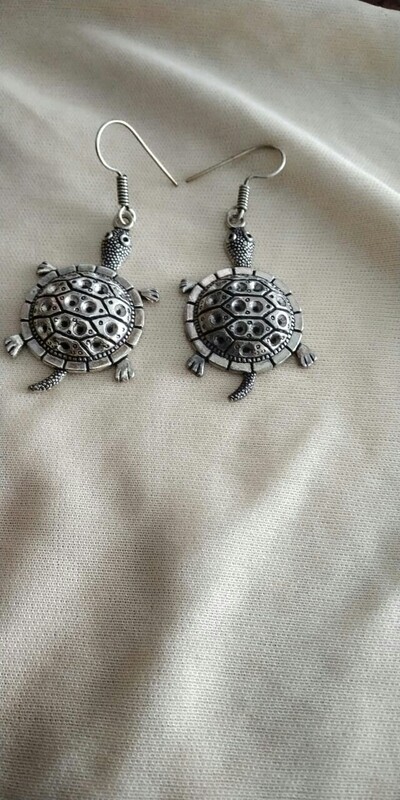Turtle earrings