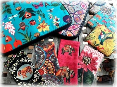 ACCESSORIES/ ACCESSOIRES