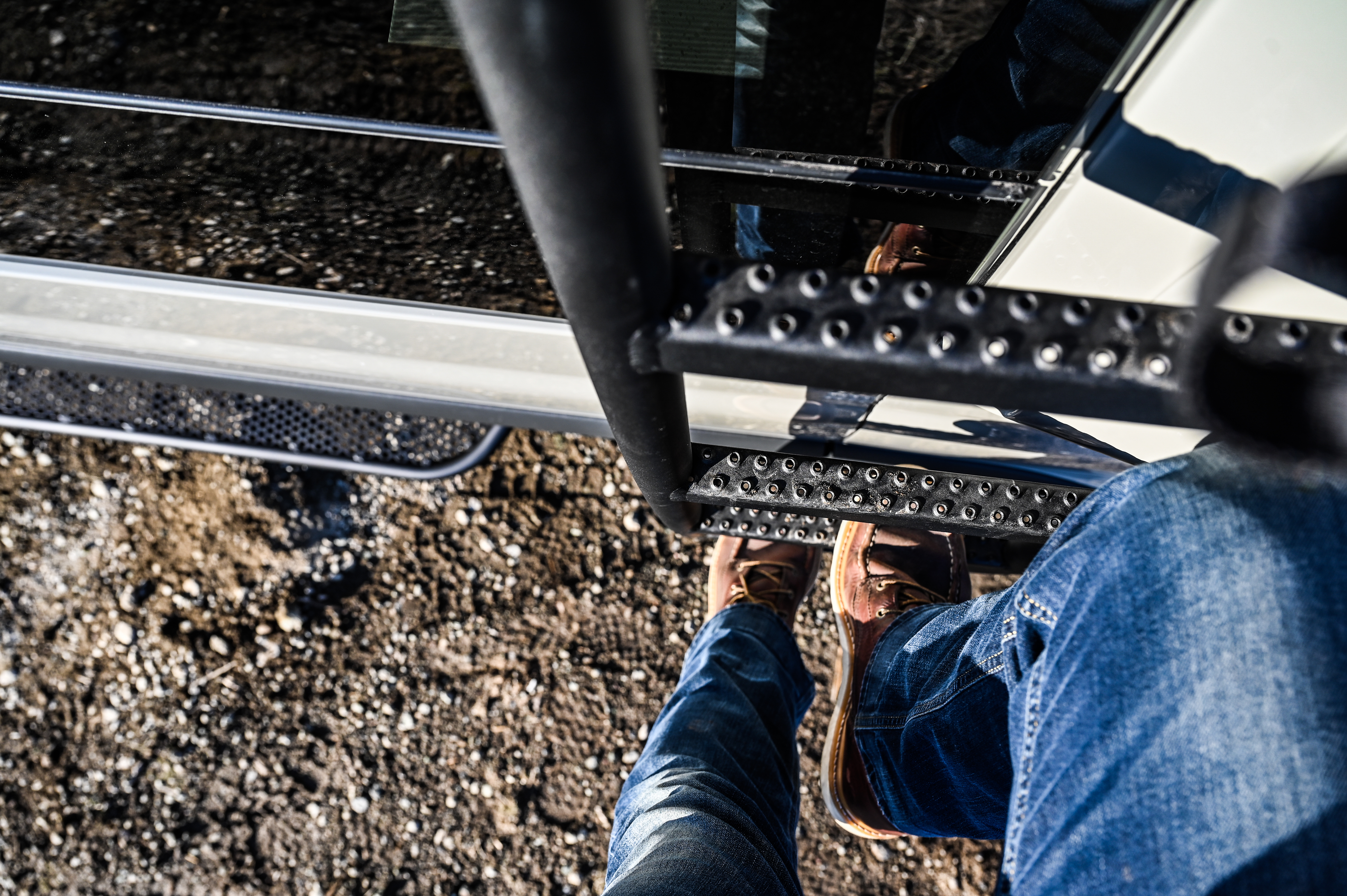 Traction Tread Contour Side Ladder, Sprinter