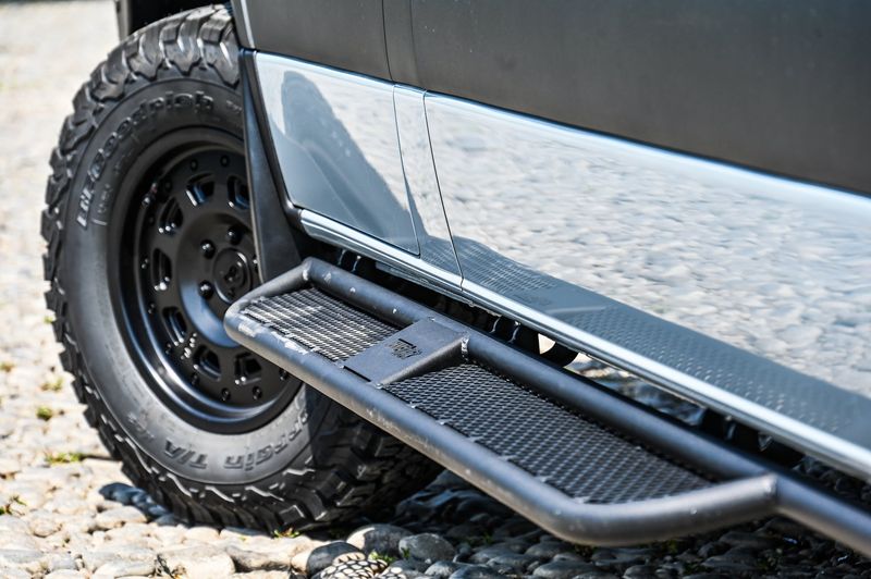 Side Step Nerf Bars, Sprinter