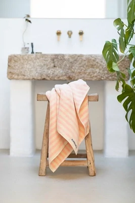 Bongusta Naram Towels - Tropical & Creme