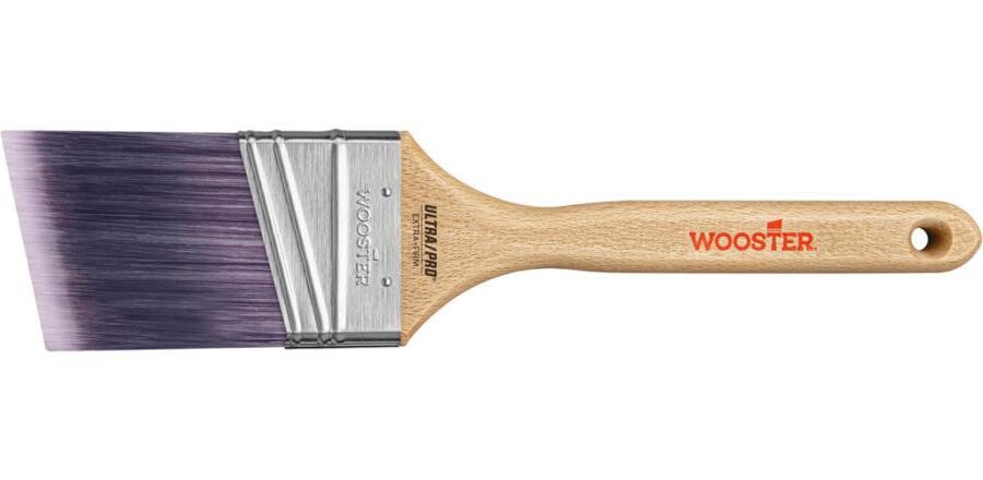 Wooster Ultra/Pro Extra-Firm Angle Sash Brush
