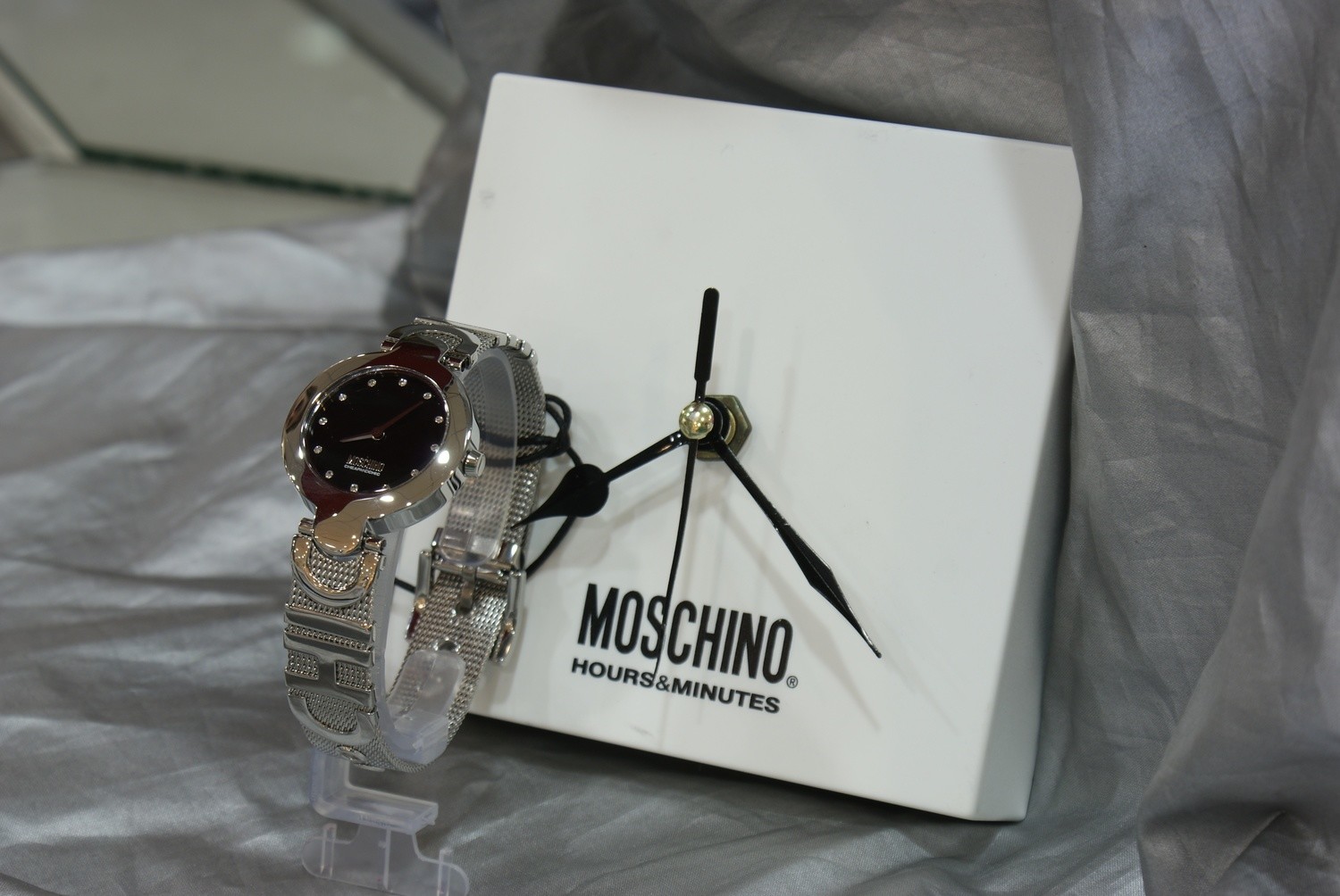 Moschino MW0351