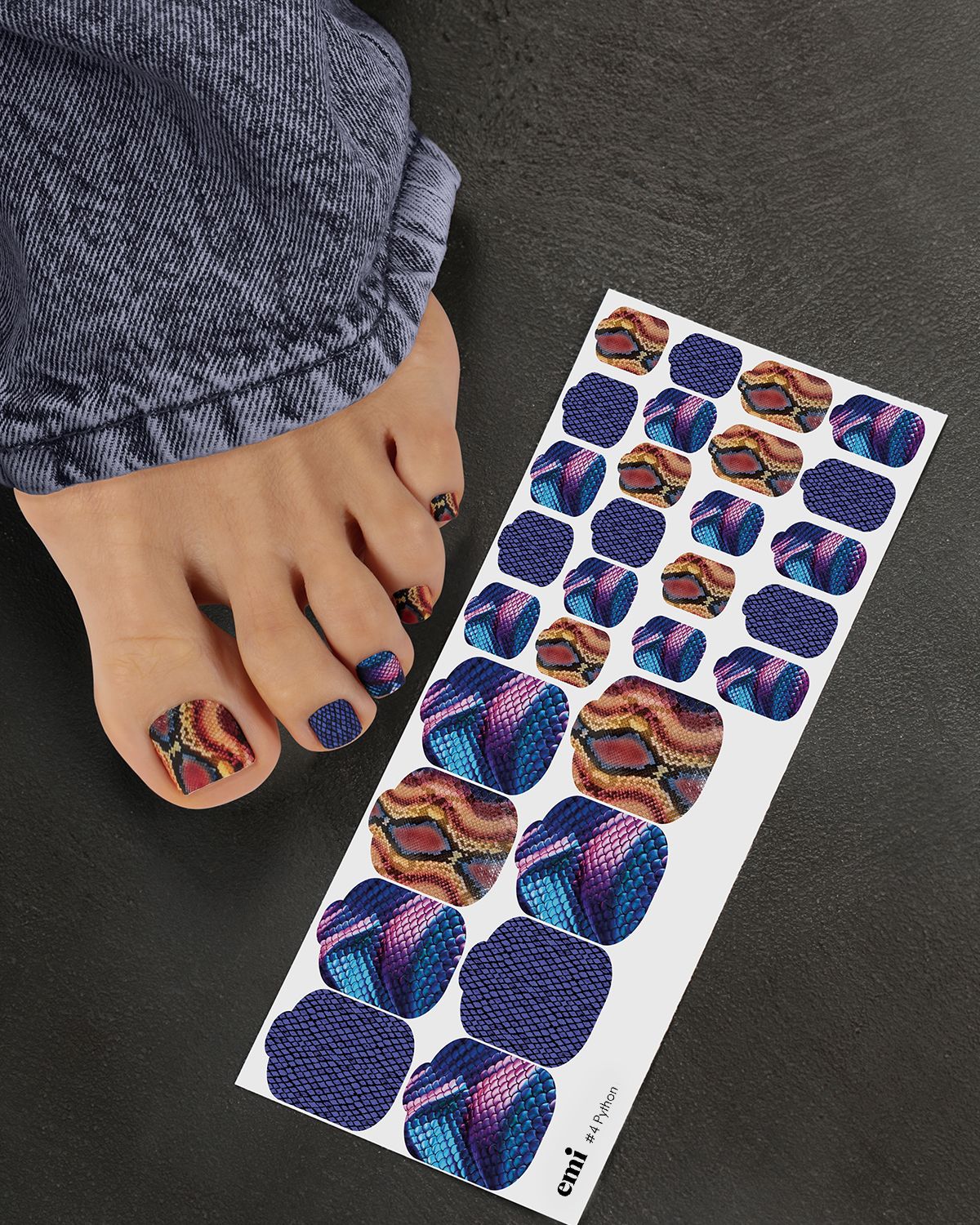 Pedicure nail wraps #4 Python