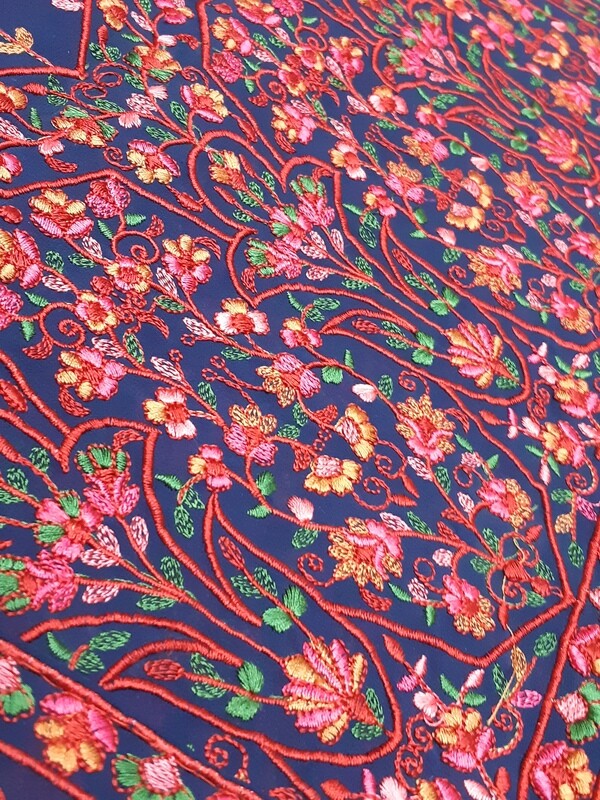 Aari Pashmina Shawls