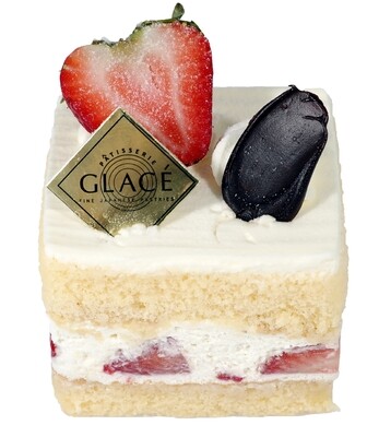 Strawberry Shortcake 苺ショートケーキ Strawberry Shortcake 苺ショートケーキ