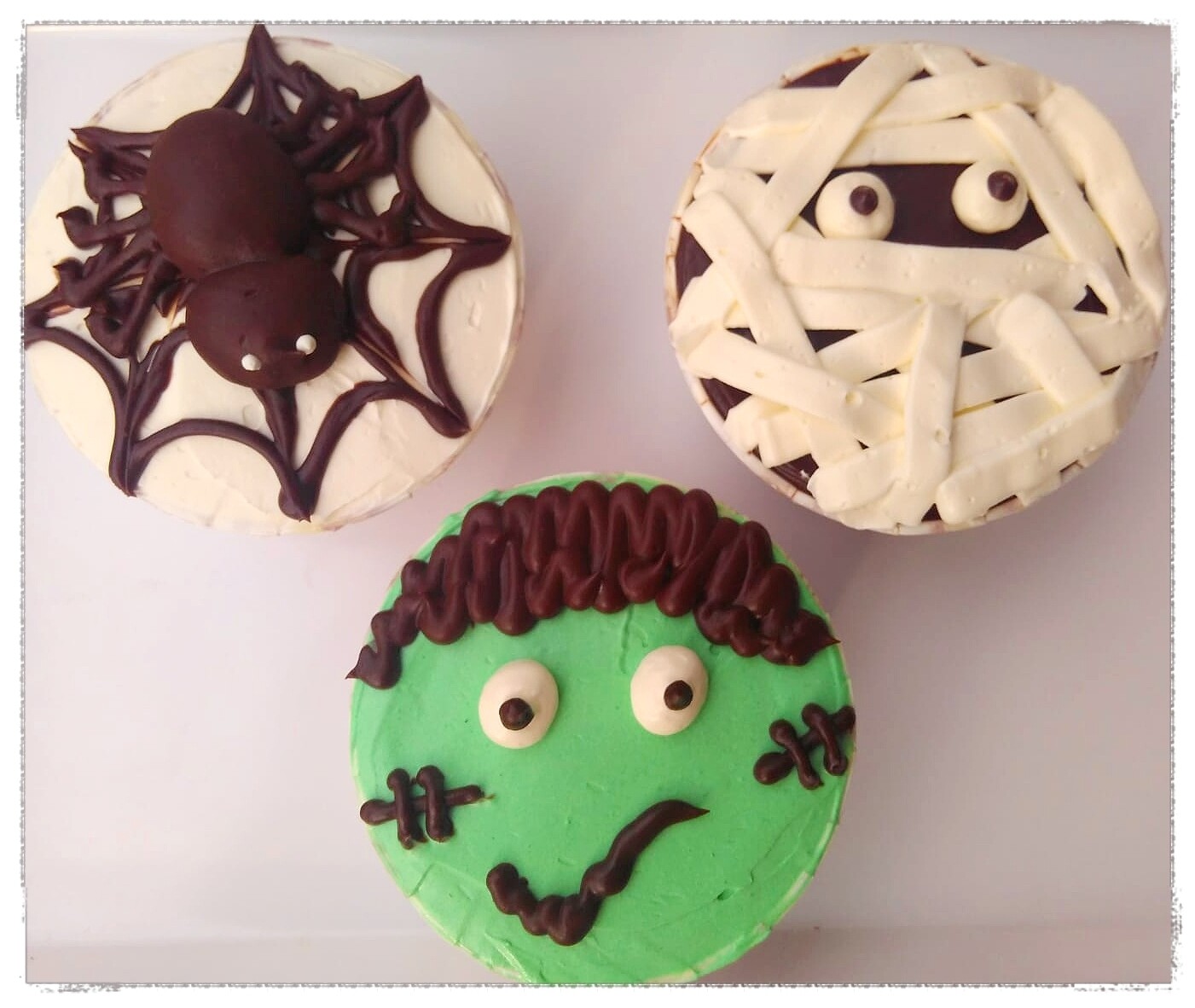 Monster cupcakes